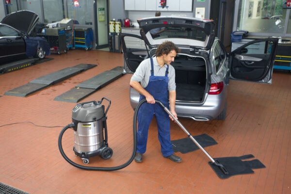 Aspiradora KARCHER NT 70/2 me classic